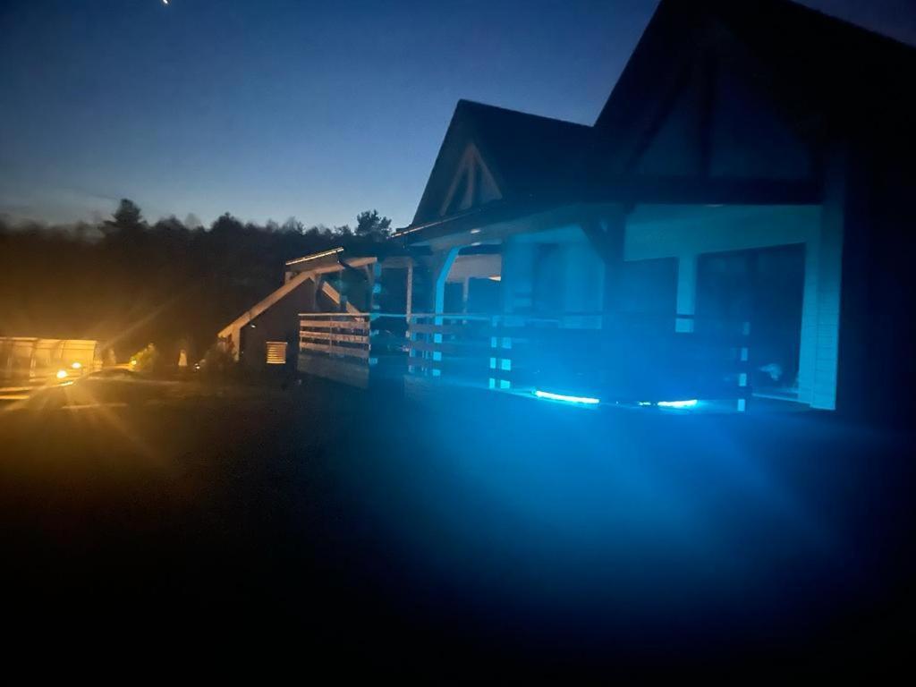 Osada Skoczkowo Komfortowe Domki Z Jacuzzi Nad Jeziorem- Sauna- Balia- Prywatny Staw Wedkarski Podiazy Dış mekan fotoğraf