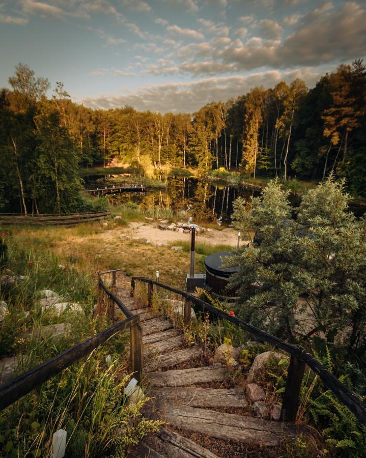 Osada Skoczkowo Komfortowe Domki Z Jacuzzi Nad Jeziorem- Sauna- Balia- Prywatny Staw Wedkarski Podiazy Dış mekan fotoğraf