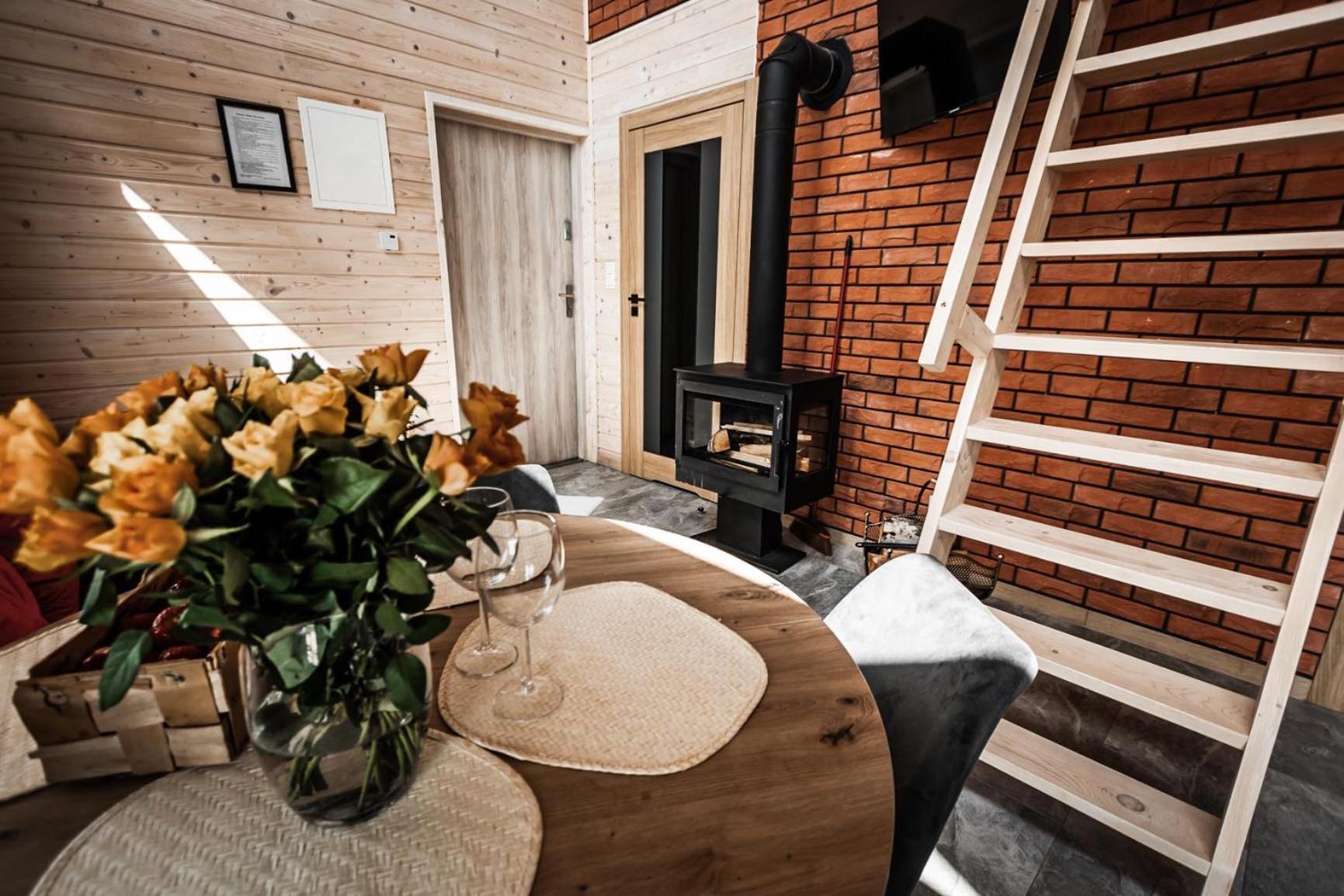 Osada Skoczkowo Komfortowe Domki Z Jacuzzi Nad Jeziorem- Sauna- Balia- Prywatny Staw Wedkarski Podiazy Dış mekan fotoğraf